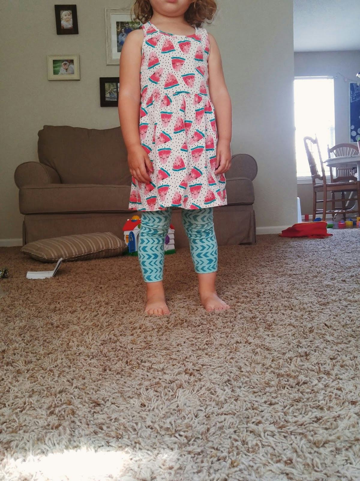 I Let My Toddler Dress Herself For A Week, & Here's How It Went