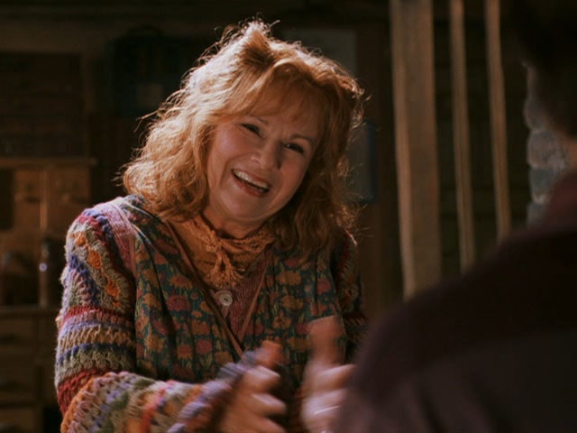 13 Parenting Lessons From Molly Weasley, Because There's No Spell To Fix Temper Tantrums