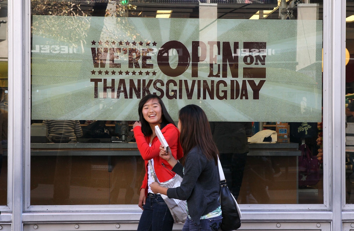 What Time Does Old Navy Open On Black Friday? Everything You Need To