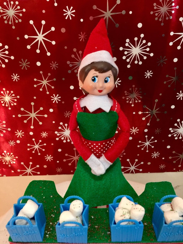 Shelf elf elves two minute last put jar cookie 7 Elf On The Shelf Ideas For Christmas Eve, Because It's His Grand Finale