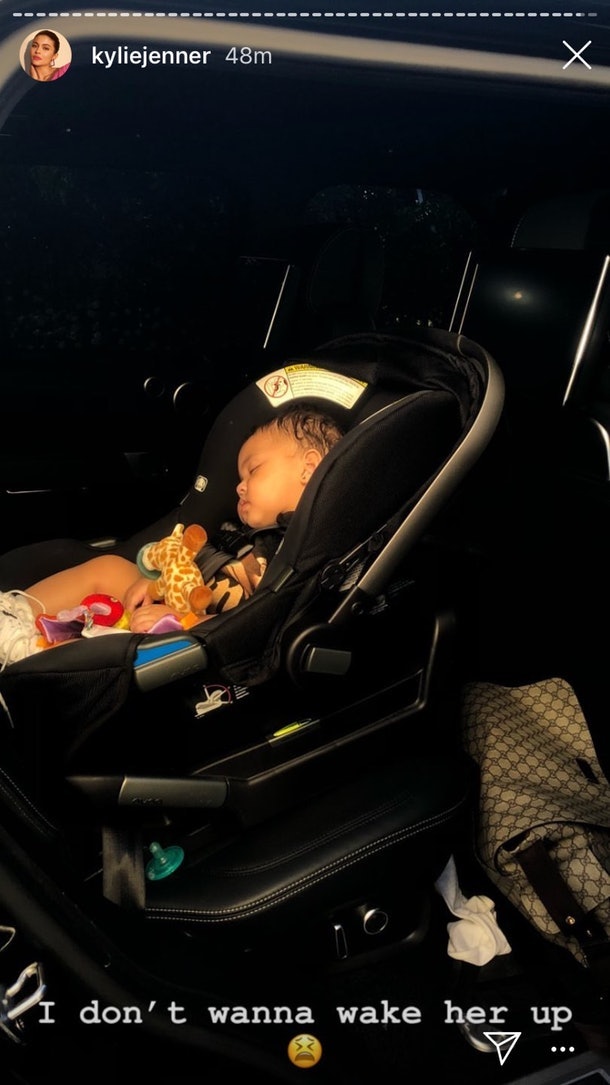 How Much Is Kylie Jenner S Stroller Baby Stormi Sure Has