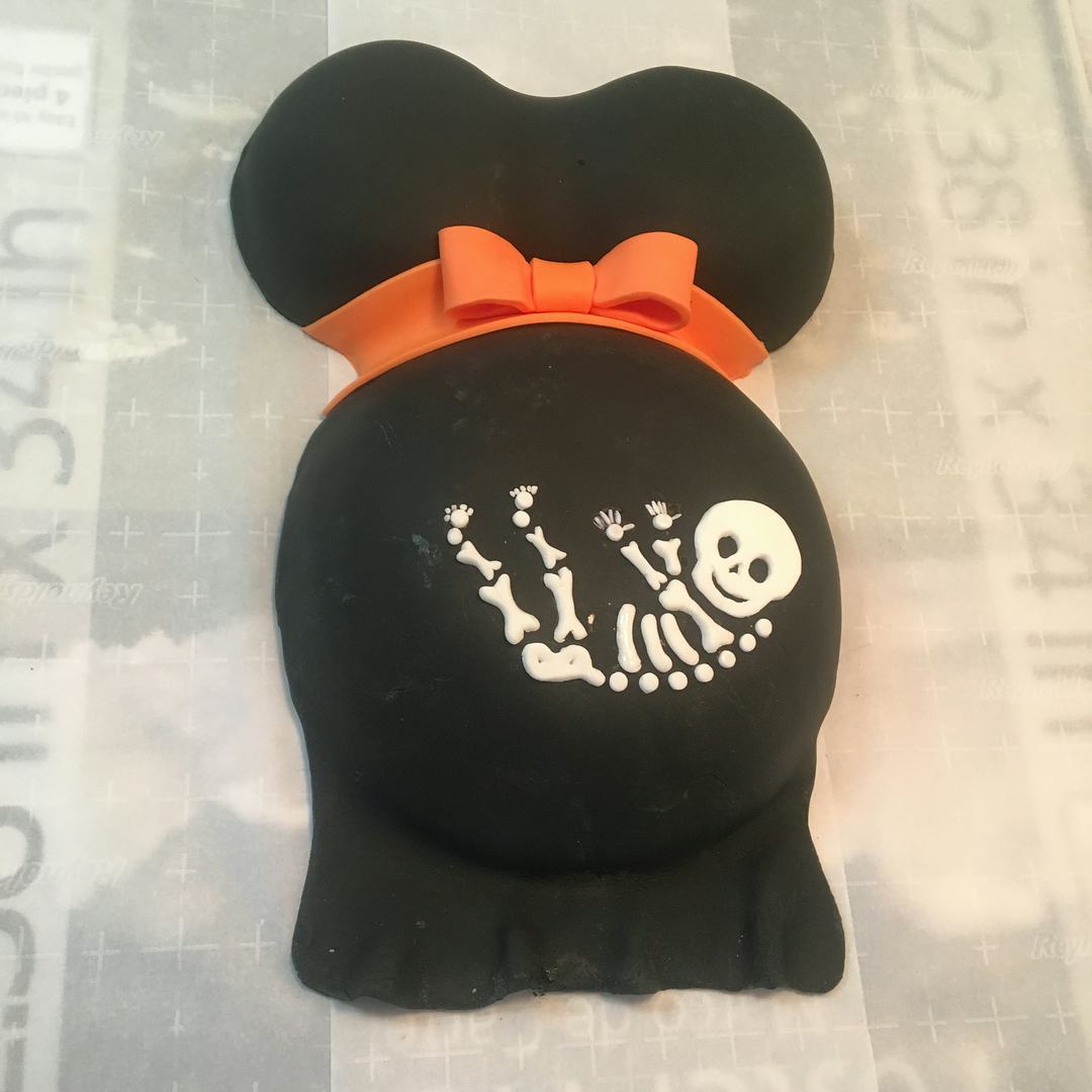 baby bump halloween ideas