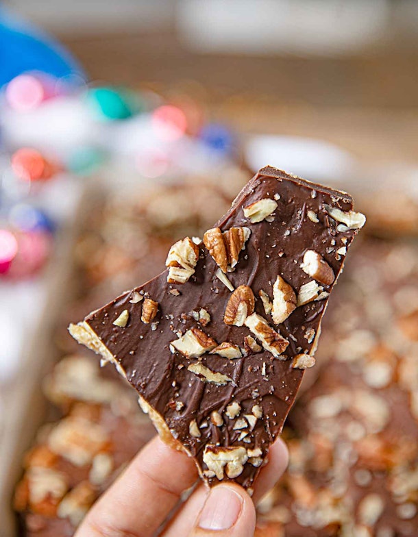 15 Thanksgiving Sheet Pan Desserts That Require Hardly Any Prep Time