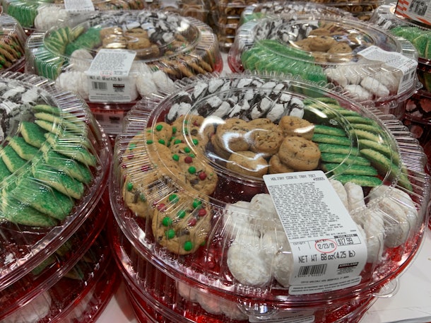 16 Best Holiday Desserts From Costco, Where $10 Goes A Long Way