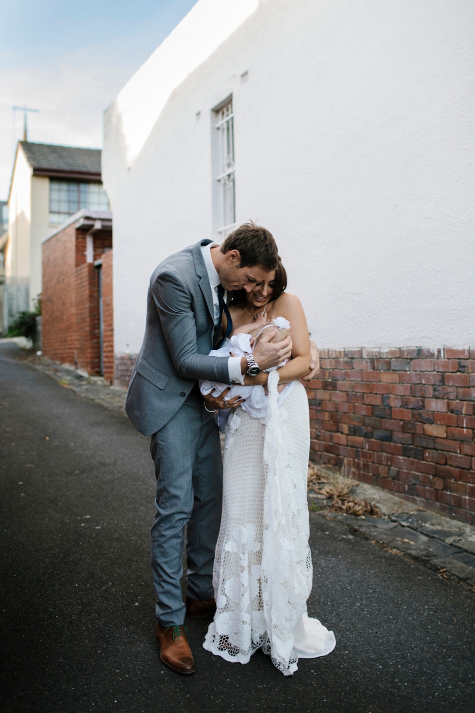 24 Beautiful Pictures Of Breastfeeding Brides That Will Take Your