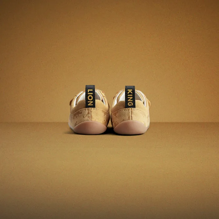 clarks lion king shoes