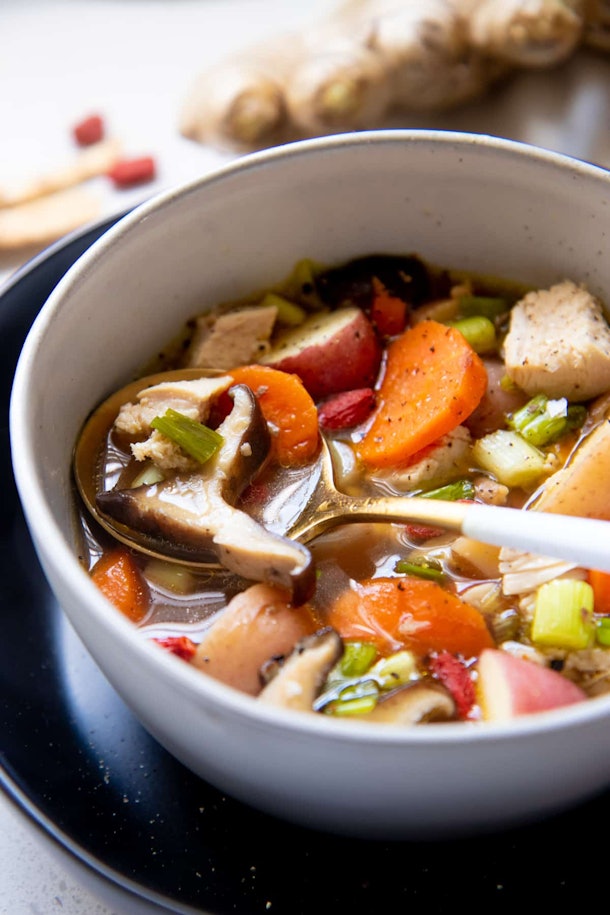Instant Pot Herbal Chicken Soup is one chicken Instant Pot recipe that can help you when you're feeling under the weather. 